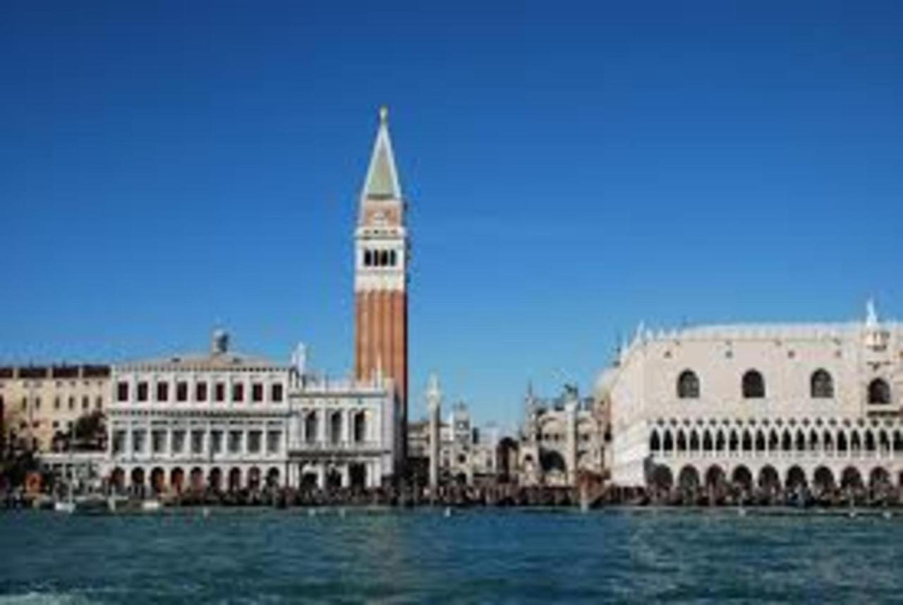 Residenza Leon D'Oro Apartment Venice Luaran gambar
